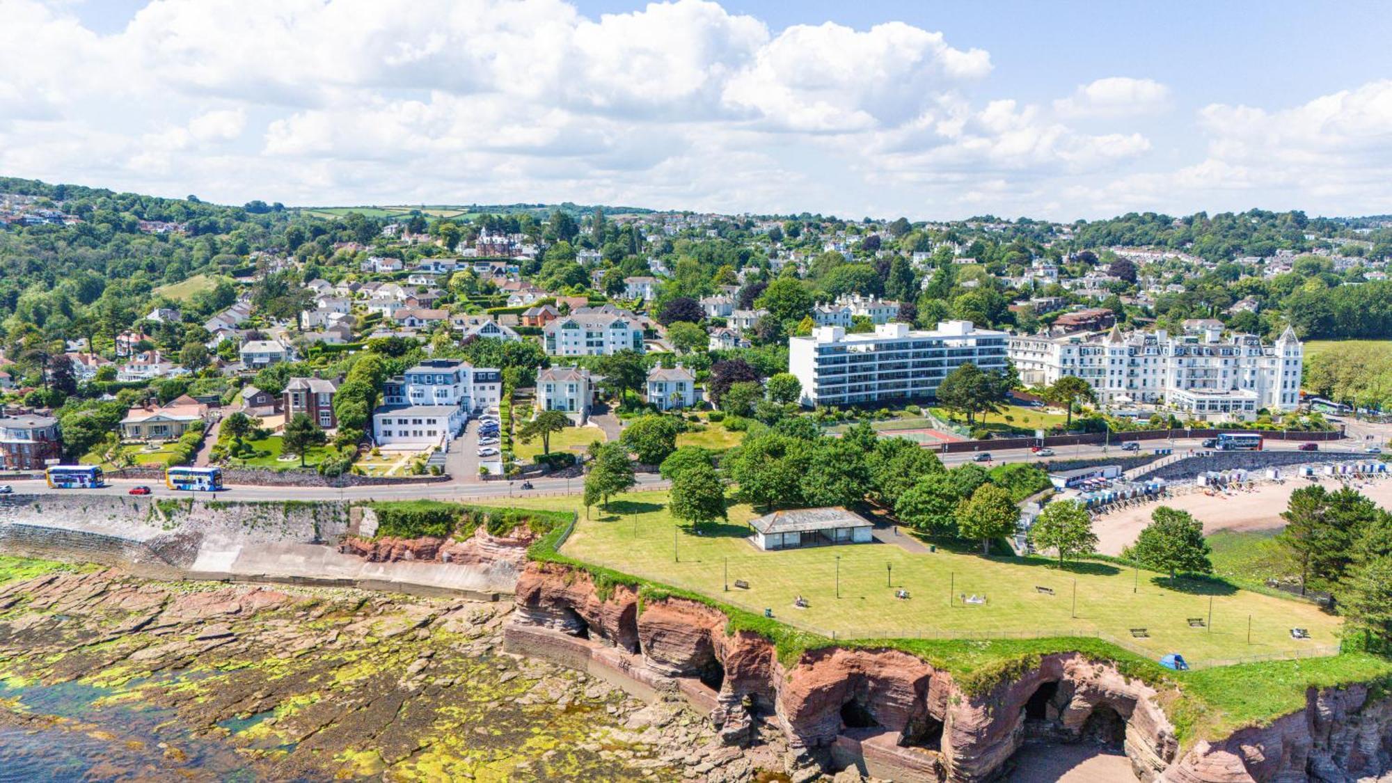 Waters Edge Hotel Torquay Exterior photo